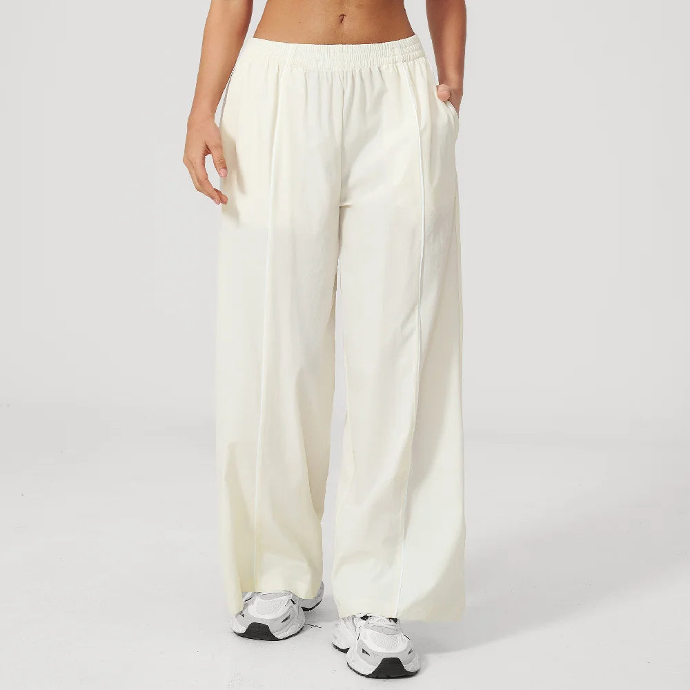 Wide-Leg Flare Leggings in Beige – Vanta Blvck women's activewear, Dubai