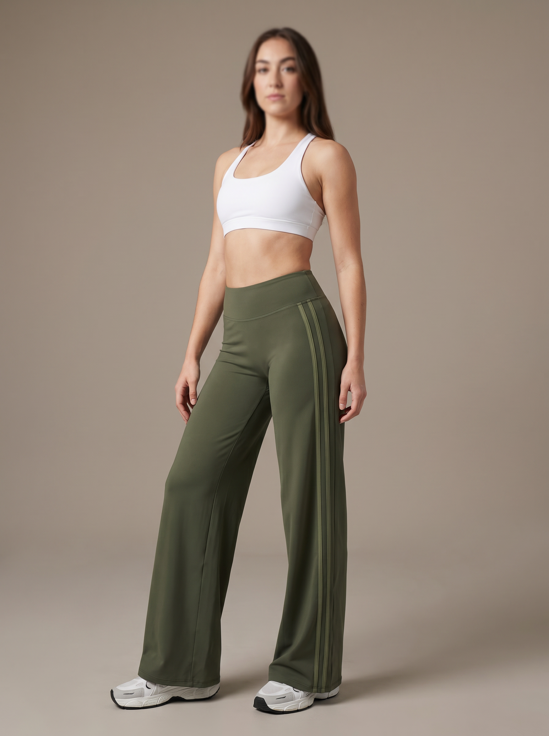 Bell-Bottom Flare Leggings in Moss Green – Vanta Blvck women's activewear, Dubai